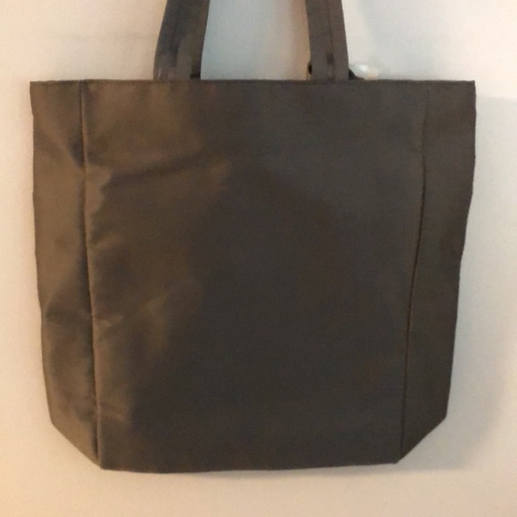 NWT Bath and Body Works VIP Grey Tote - Picture 4 of 6